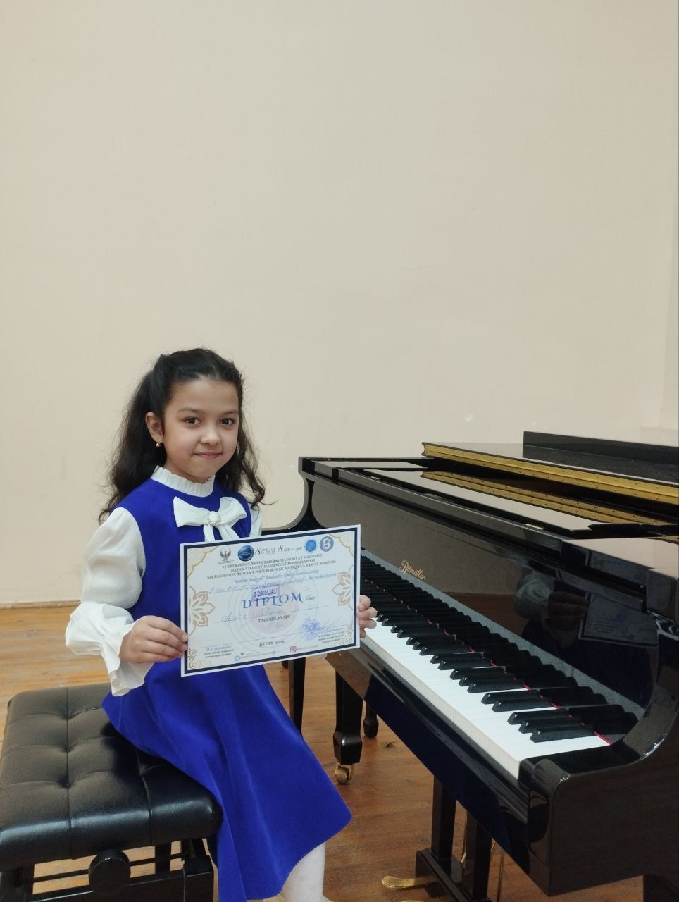 Aliyeva Fotima Fortepiano yo'nalishi 1-sinf o'quvchisi ko'rik tanlovda 3-o'rin qo'lga kiritdi